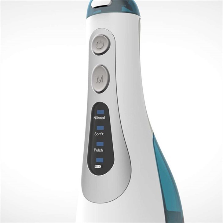 Orální zavlažovač vodní jet flosser